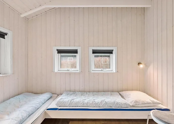 Semesterbostad Slaenvaenget Xii *